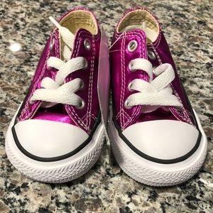 Converse Fuchsia